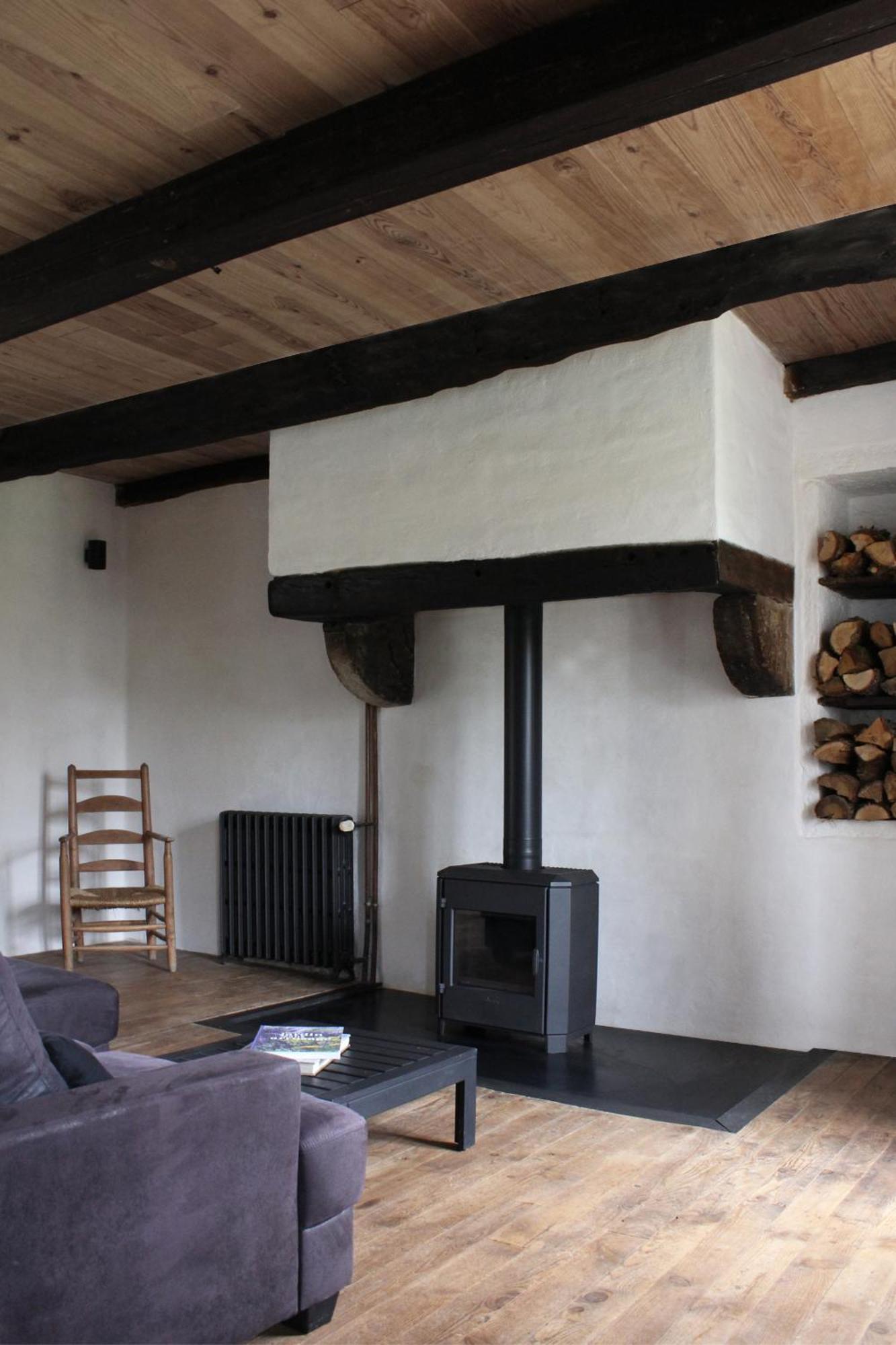 Hébergement de vacances Vestiges, Ancien Corps De Ferme Renove Selon L'esprit Wabi-sabi *